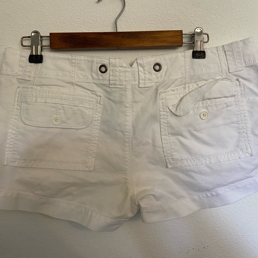 Angel kiss, size 13 white shorts